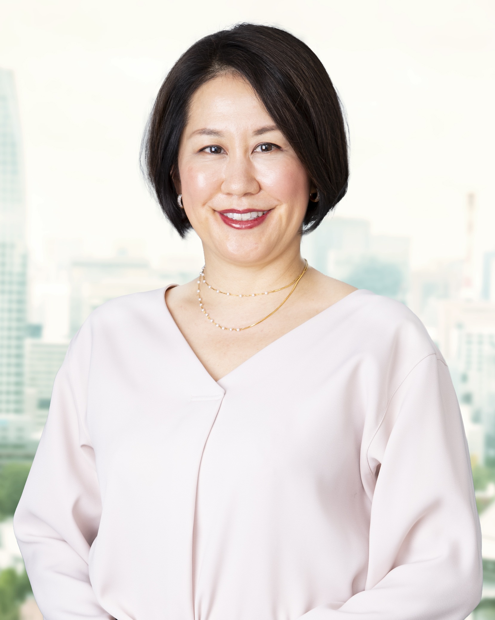 望月亜希子_プロフィール写真